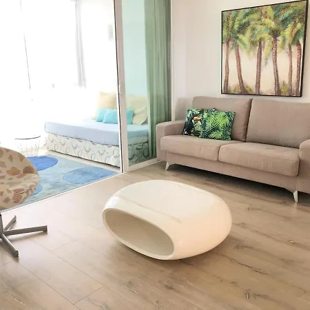 Hippie Beach Ibiza Apartamento Playa d'en Bossa